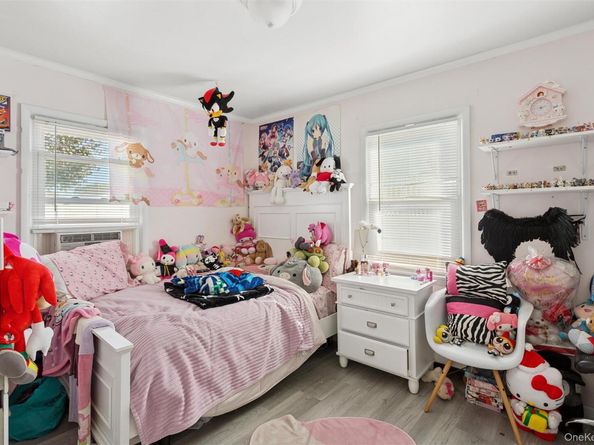 227 Sunset Avenue, Island Park NY 11558