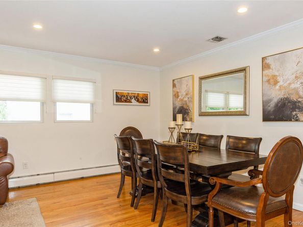 77 Abbott Drive, Halesite NY 11743