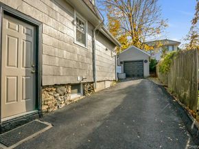8 Eldridge Avenue, Ossining NY 10562
