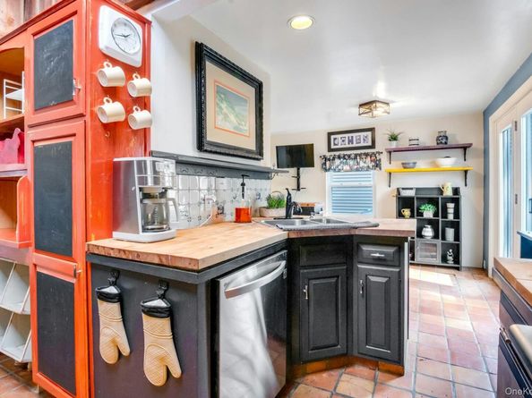 8 Eldridge Avenue, Ossining NY 10562