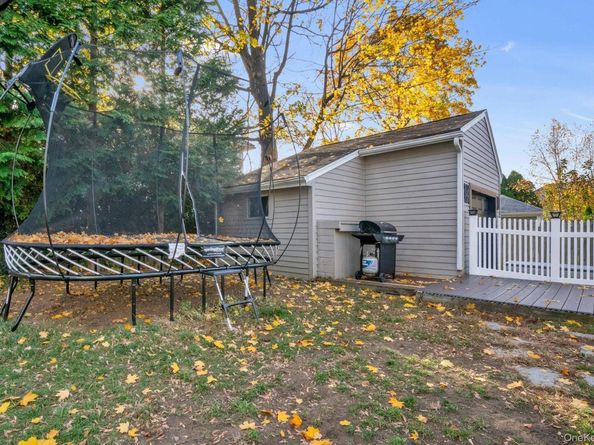 8 Eldridge Avenue, Ossining NY 10562