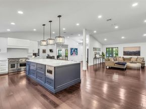 4 Treeview Drive, Melville NY 11747