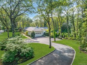 4 Treeview Drive, Melville NY 11747