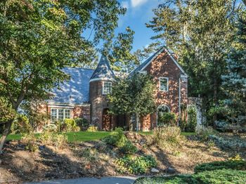 10 Soundview Crest