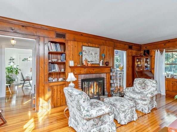 59 Union Avenue, Center Moriches NY 11934