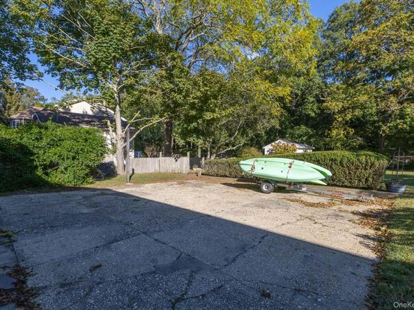 59 Union Avenue, Center Moriches NY 11934
