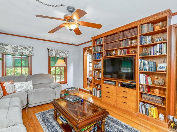 59 Union Avenue, Center Moriches NY 11934