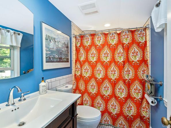 59 Union Avenue, Center Moriches NY 11934