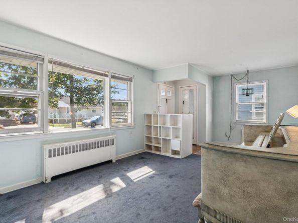 178 Princess Street, Hicksville NY 11801