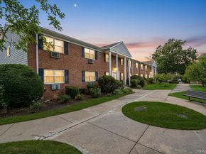 336 Lakeland Avenue 5D, Sayville NY 11782