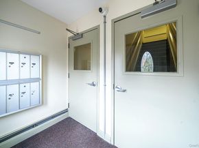 336 Lakeland Avenue 5D, Sayville NY 11782