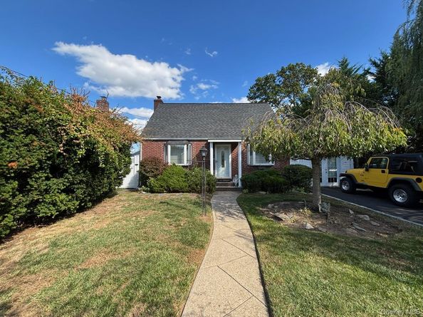 279 Semton Boulevard, Franklin Square NY 11010