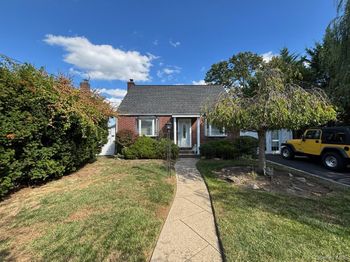 279 Semton Boulevard