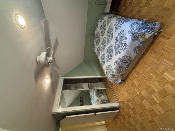 279 Semton Boulevard, Franklin Square NY 11010