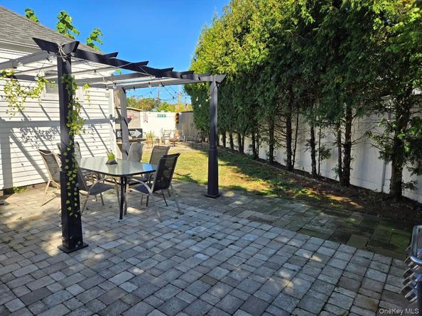 279 Semton Boulevard, Franklin Square NY 11010