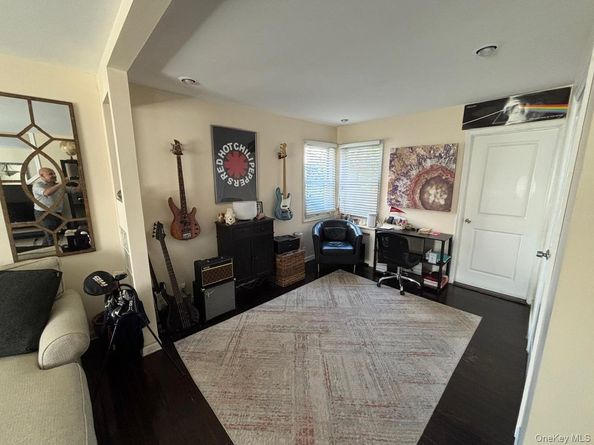 279 Semton Boulevard, Franklin Square NY 11010