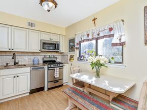 202 Pointe Circle North 202, Coram NY 11727