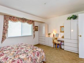 202 Pointe Circle North 202, Coram NY 11727