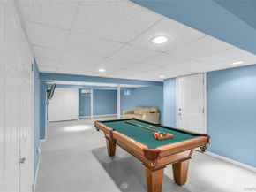 72 Mount Pleasant Road, Smithtown NY 11787