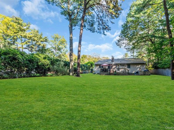 72 Mount Pleasant Road, Smithtown NY 11787