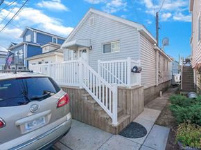 22 W 10th Road, Broad Channel NY 11693