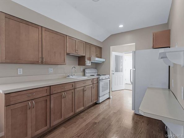 22 W 10th Road, Broad Channel NY 11693