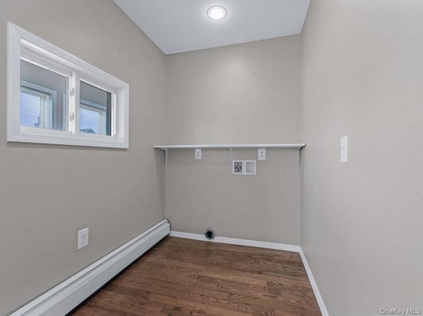 22 W 10th Road, Broad Channel NY 11693