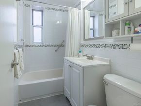 74-45 Yellowstone Boulevard 4H, Rego Park NY 11374