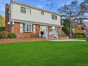 120 Bruce Terrace, Mineola NY 11501