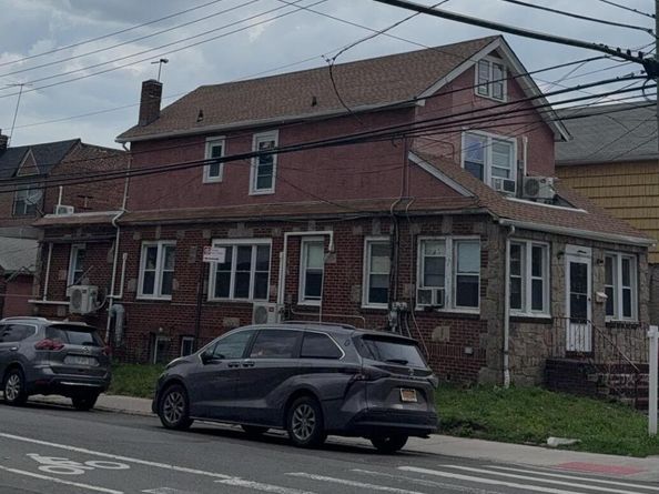 5844 136TH Street, Flushing NY 11355