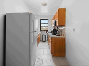 77-16 Austin Street 4L, Forest Hills NY 11375
