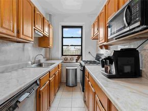 77-16 Austin Street 4L, Forest Hills NY 11375