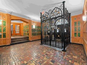 77-16 Austin Street 4L, Forest Hills NY 11375