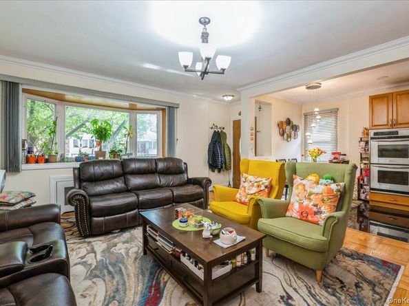 20047 39th Avenue, Bayside NY 11361