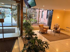 100-25 Queens Boulevard 3JJ, Forest Hills NY 11375