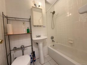100-25 Queens Boulevard 3JJ, Forest Hills NY 11375