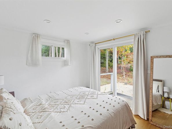 11 Shell Road, Hampton Bays NY 11946