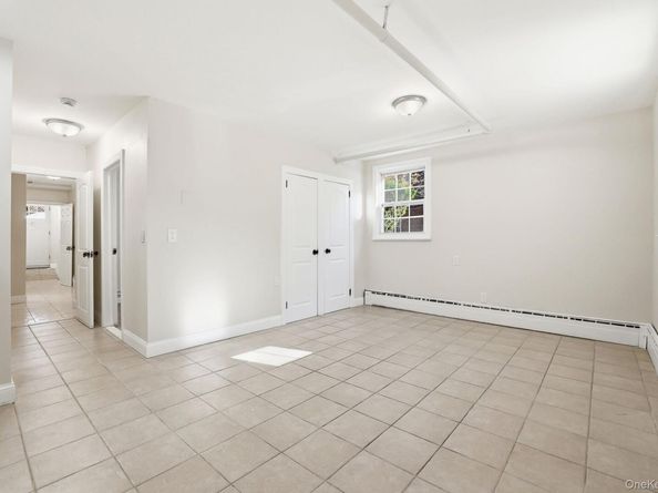 2015 Tenbroeck Avenue, Bronx NY 10461