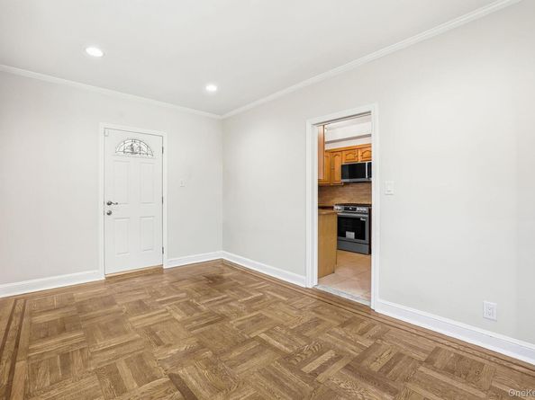 2015 Tenbroeck Avenue, Bronx NY 10461