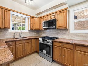 2015 Tenbroeck Avenue, Bronx NY 10461