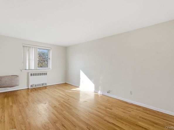 153-25 88th Street 4N, Howard Beach NY 11414