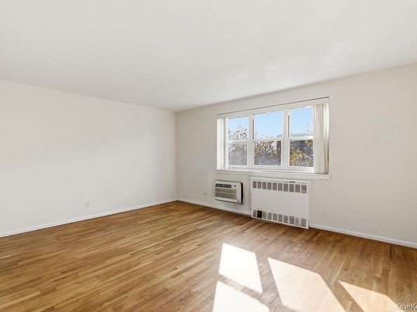 153-25 88th Street 4N, Howard Beach NY 11414