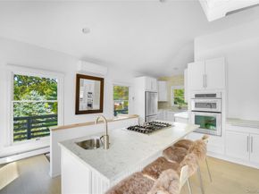 3 Jefferson Avenue, Hampton Bays NY 11946