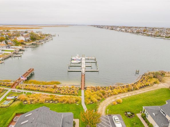 100 Baker Court 15, Island Park NY 11558