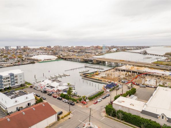 100 Baker Court 15, Island Park NY 11558