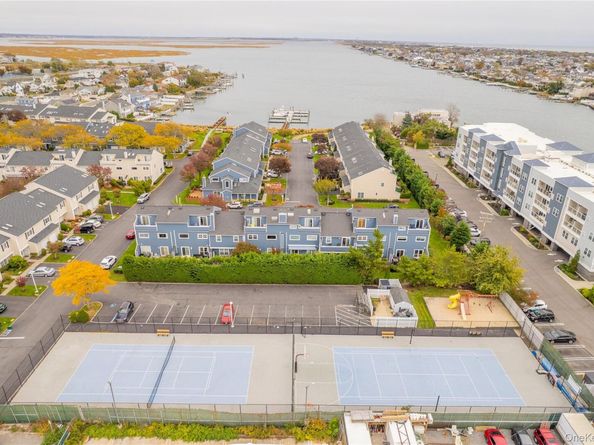 100 Baker Court 15, Island Park NY 11558