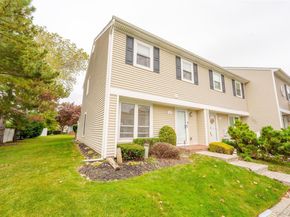 100 Baker Court 15, Island Park NY 11558