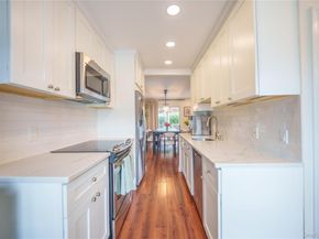 100 Baker Court 15, Island Park NY 11558