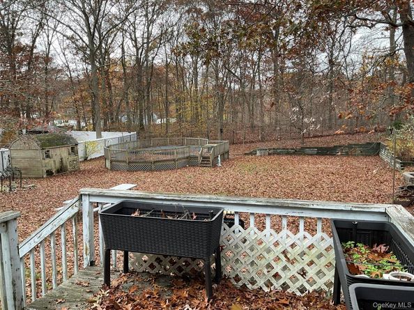 531 Boxwood Drive, Shirley NY 11967