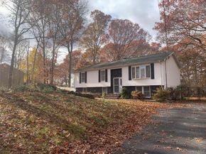 531 Boxwood Drive, Shirley NY 11967